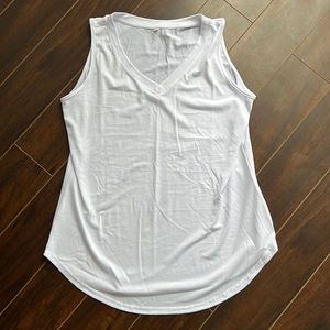 Women’s white tank top